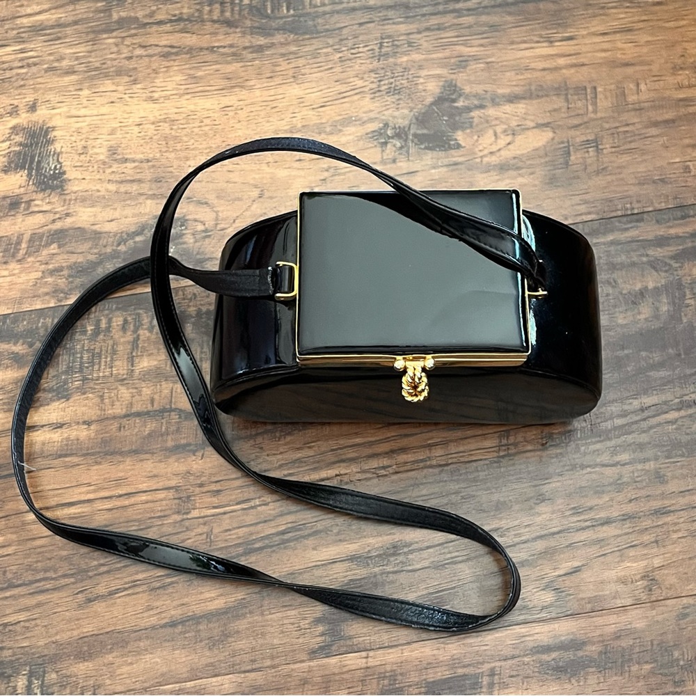 vintage 90s box purse with gold clasp faux leather